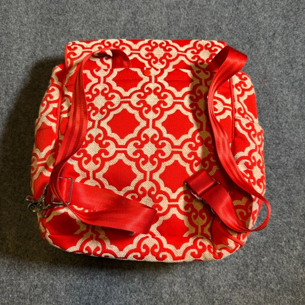 Petunia Pickle Bottom Boxy Backpack Diaper Bag Womens Red Geometric